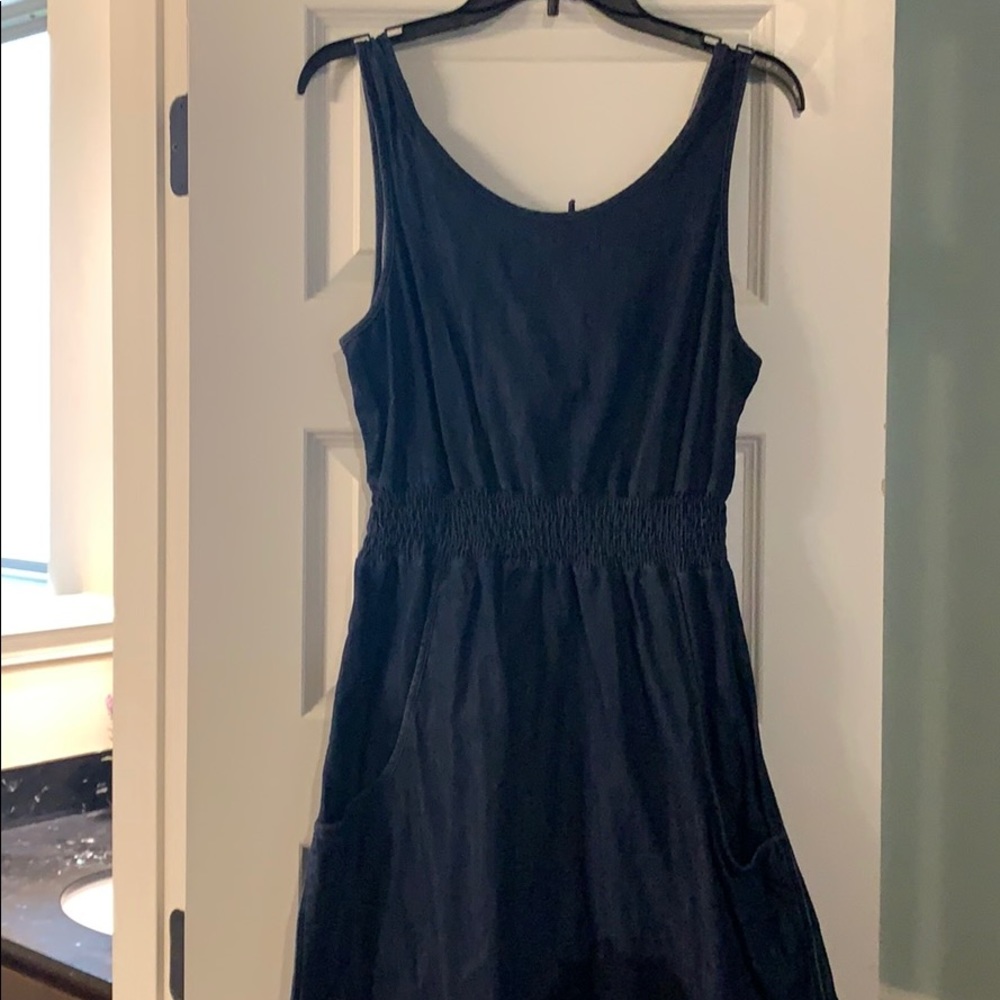 Open back tie dress